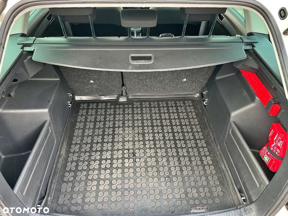 Skoda Fabia 1.0 TSI Ambition DSG - 10