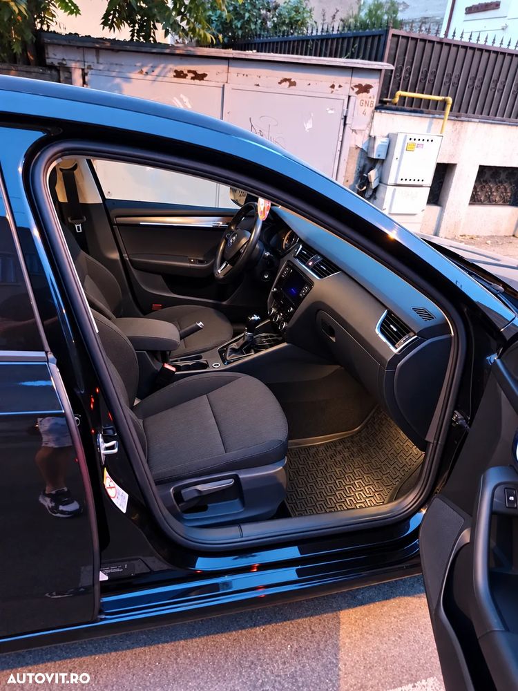 Skoda Octavia - 8