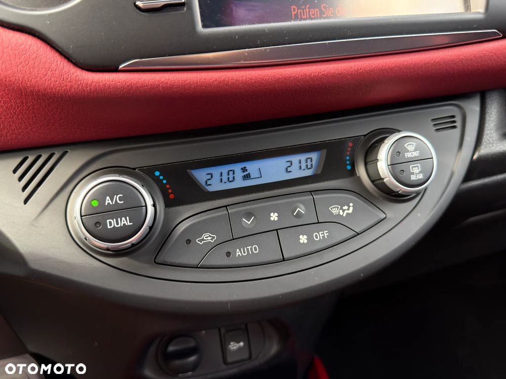 Toyota Yaris 1.5 VVT-i Selection - 21