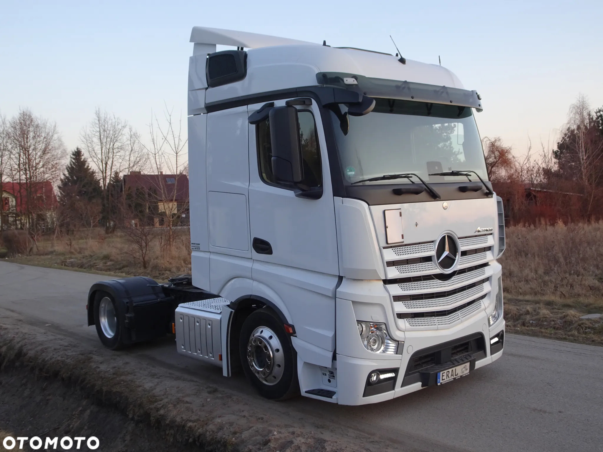 Mercedes-Benz Actros 1845 z Niemiec idealny serwisowany Lowdeck - 8