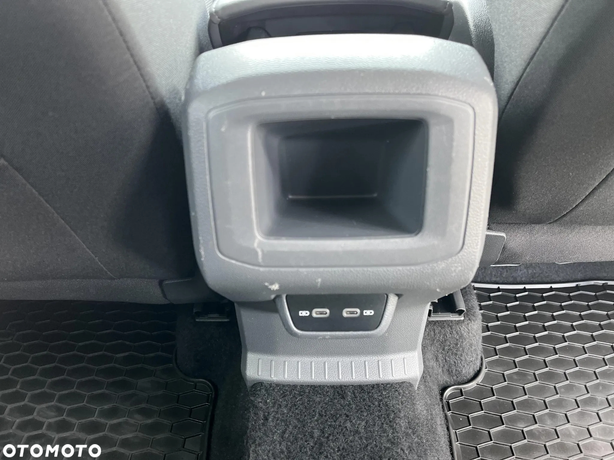 Volkswagen T-Cross 1.5 TSI ACT Style DSG - 21