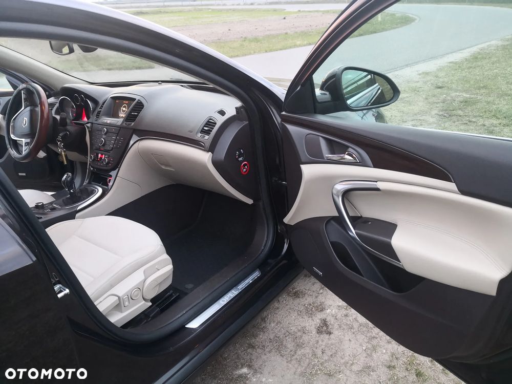 Opel Insignia 2.0 CDTI Cosmo - 11