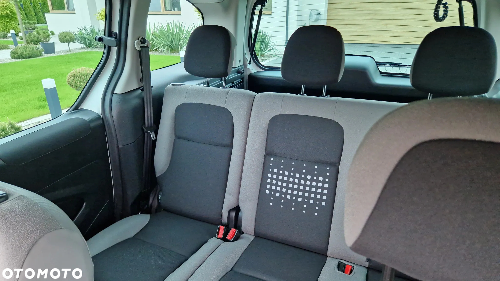 Citroën Berlingo Multispace BlueHDi 100 SELECTION - 28