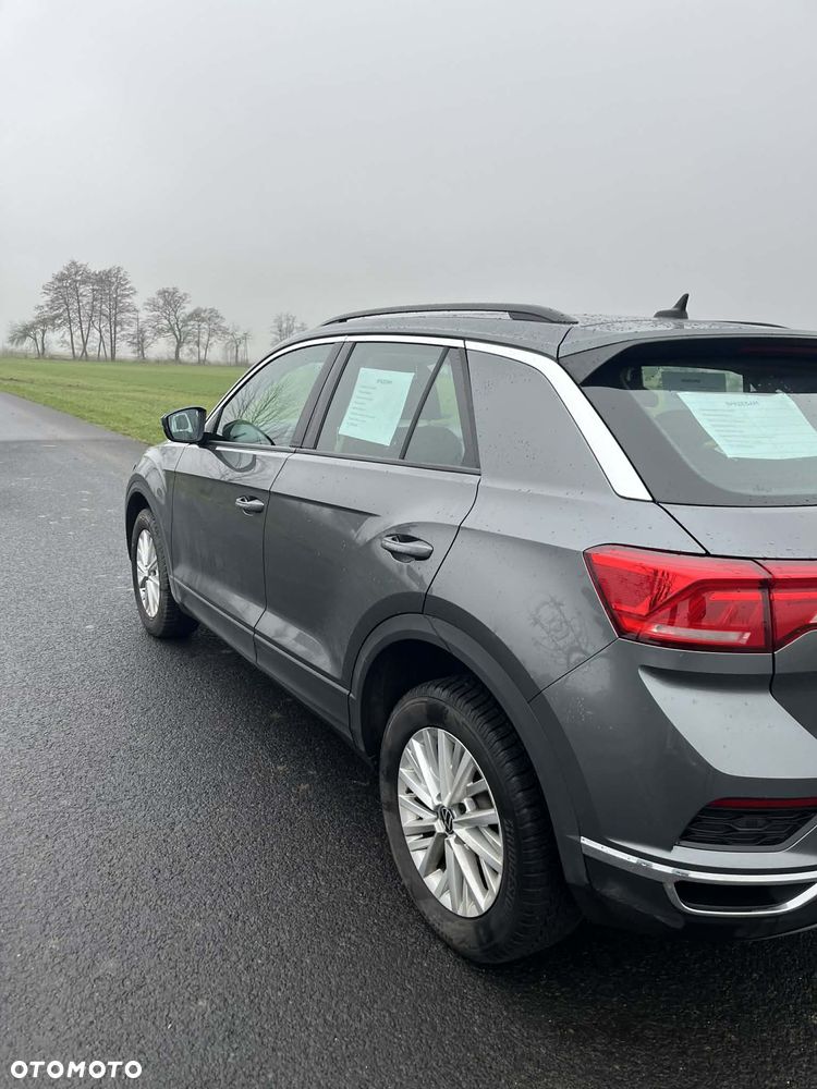 Volkswagen T-Roc - 4
