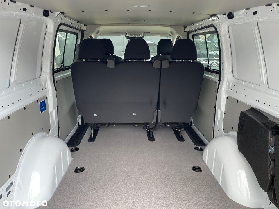 Mercedes-Benz Vito - 19