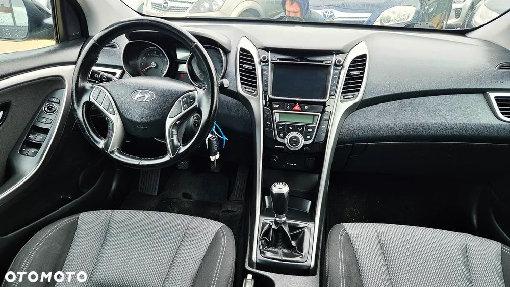 Hyundai i30 1.6 GDI BlueDrive Premium - 34