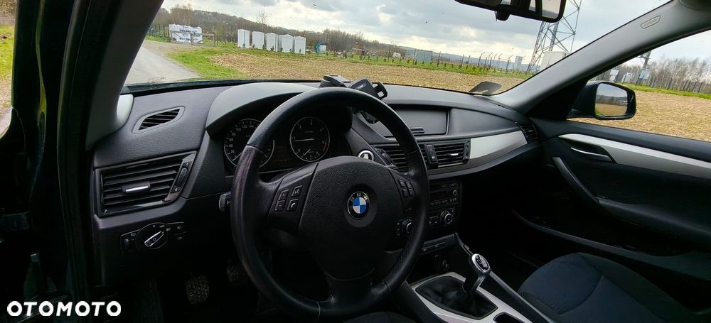 BMW X1 sDrive16d xLine - 12