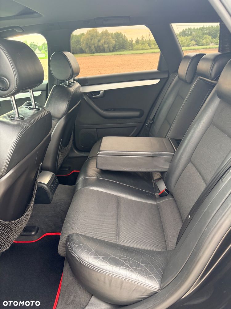 Audi A4 Avant 2.0 TDI Quattro - 13