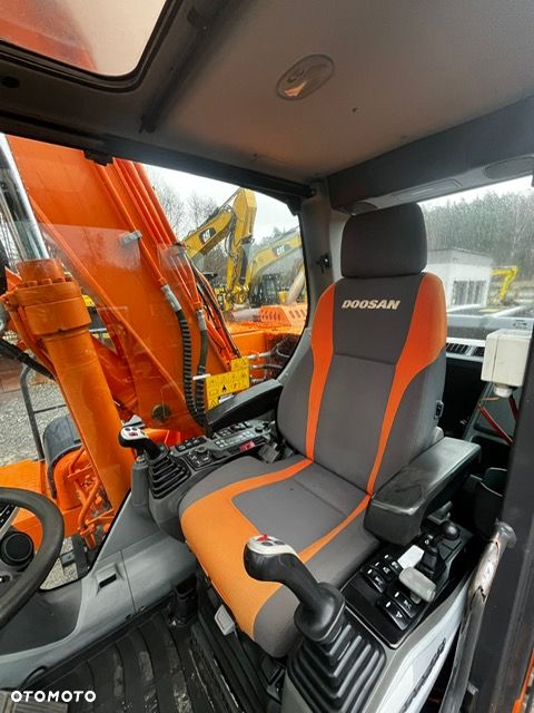 Doosan DX 140 W - 29