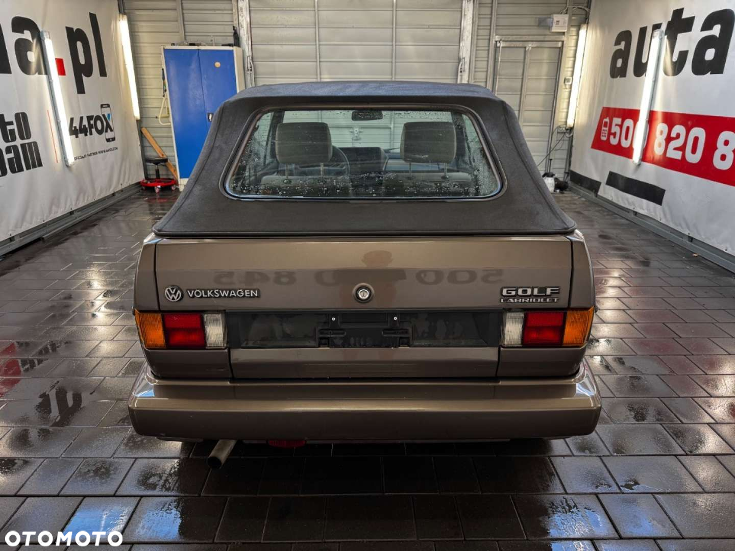 Volkswagen Golf - 10