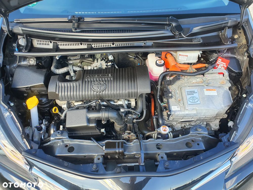 Toyota Yaris 1.5 VVT-i Y20 Team Deutschland - 25