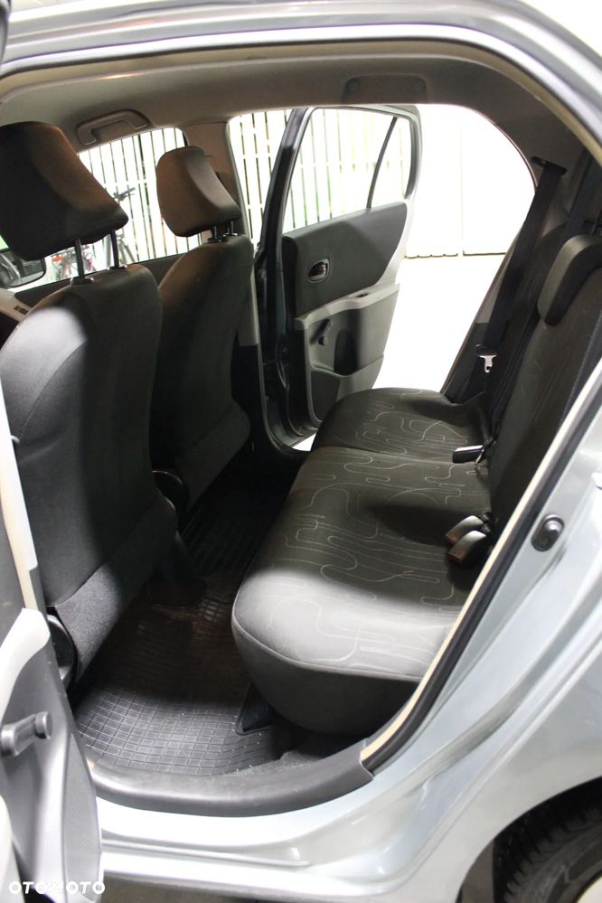 Toyota Yaris - 13