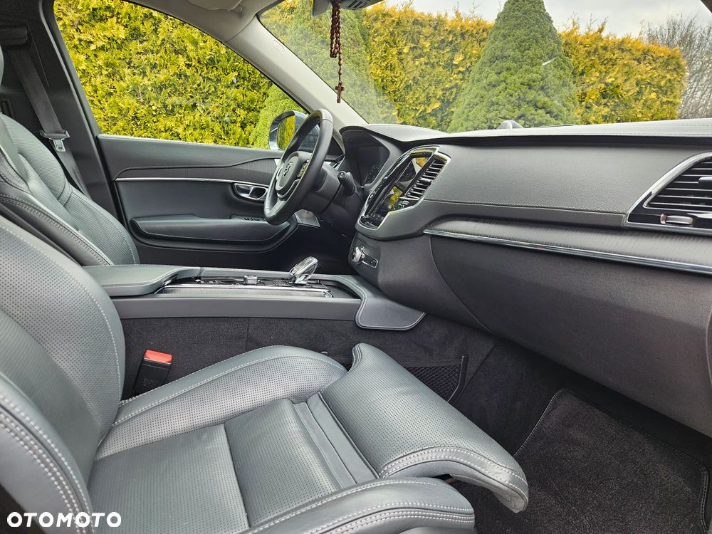 Volvo XC 90 B5 D AWD Inscription - 22