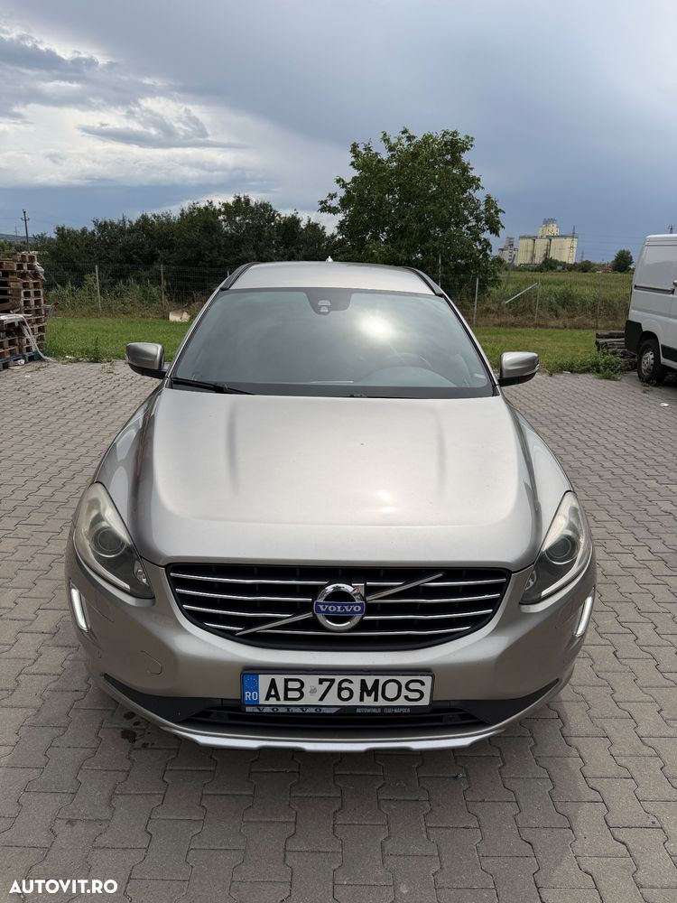 Volvo XC 60 - 4