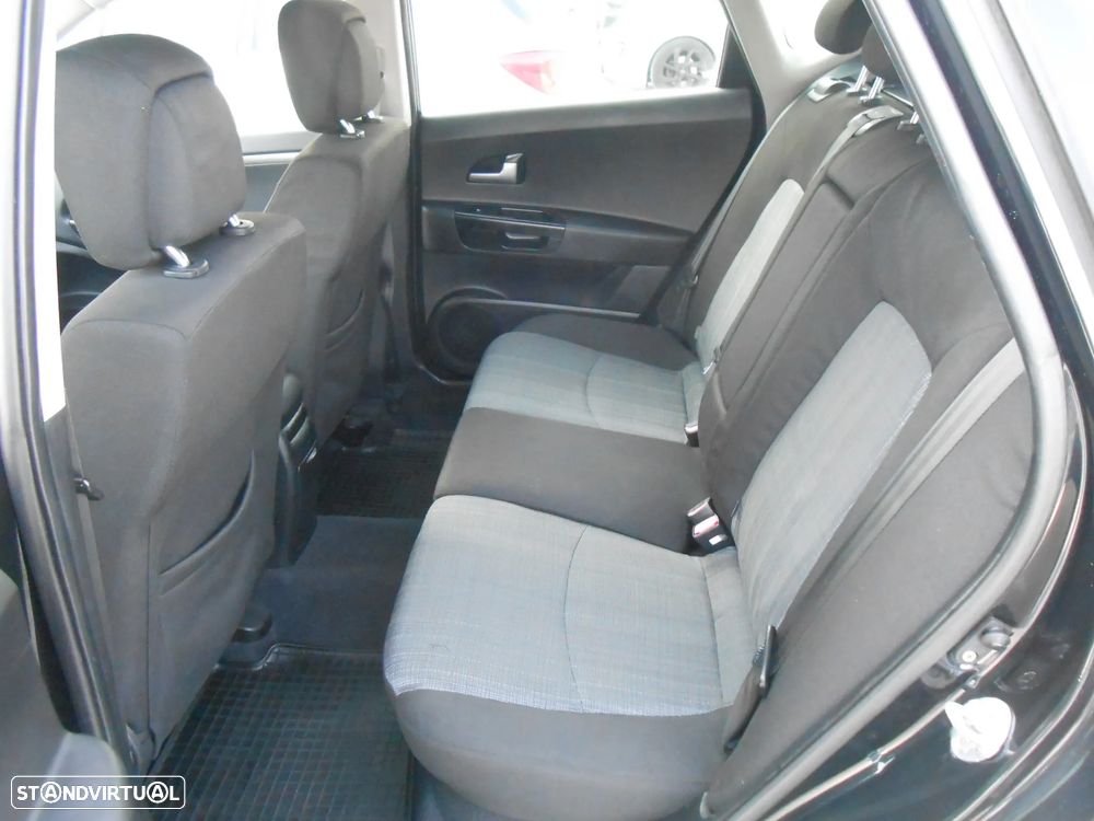 Kia Ceed SW 1.4 CVVT LX - 18