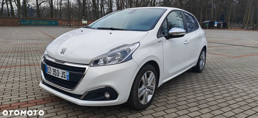 Peugeot 208 PureTech 82 Start & Stop Style - 2