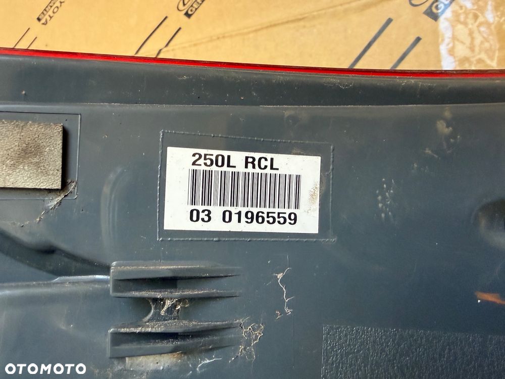 Lampa tył prawa, lewa Lexus LS600h USA 06-10r. NR. 250LRCL. - 8