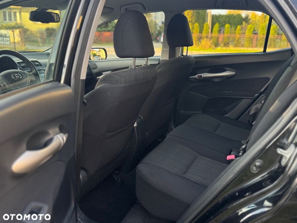 Toyota Auris 1.6 VVT-i Executive - 11