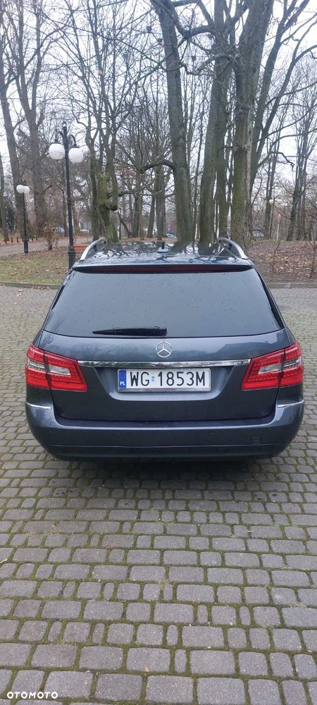 Mercedes-Benz Klasa E - 9