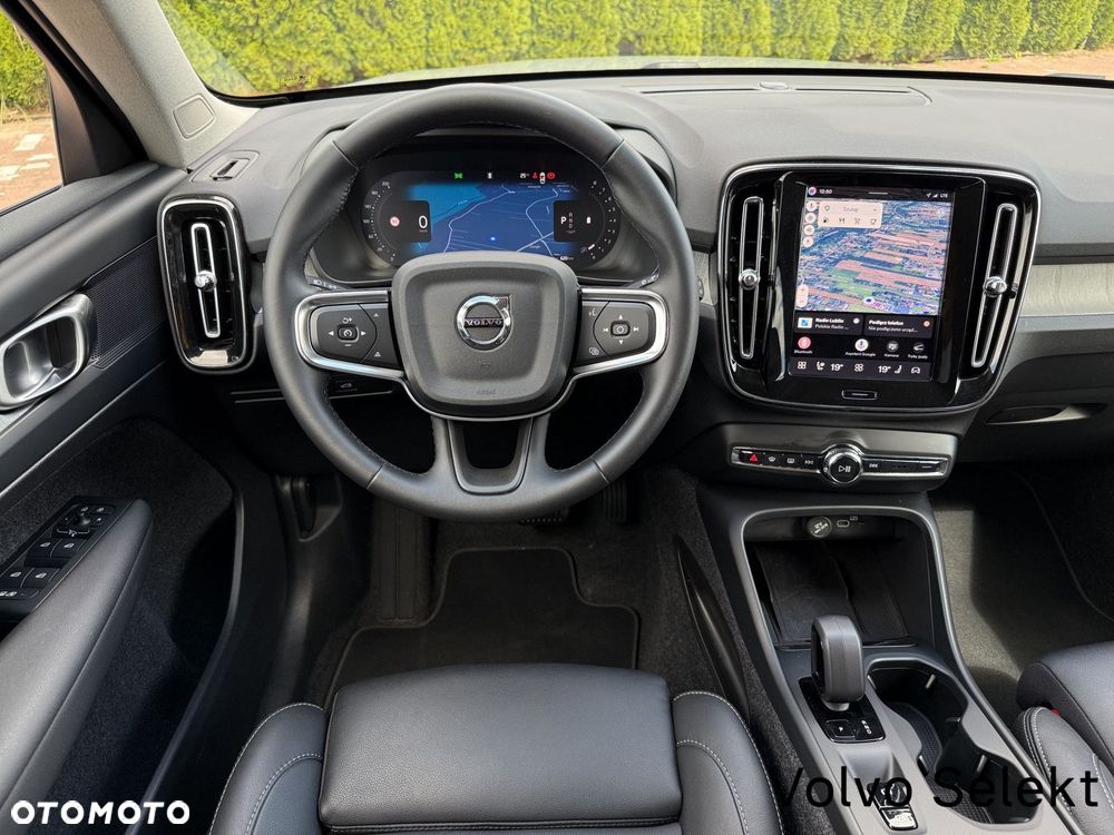 Volvo XC 40 B3 B DKG Core - 17