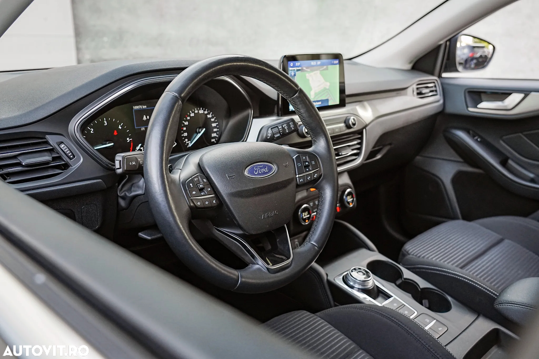 Ford Focus 1.5 EcoBlue Start-Stopp-System Aut. TITANIUM - 14