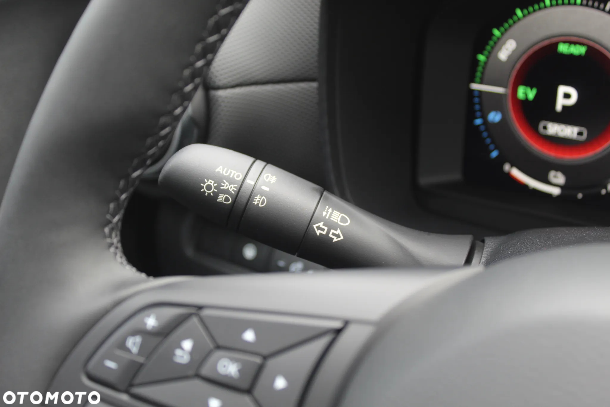 Nissan Juke 1.6 Hybrid N-Connecta AMT - 22