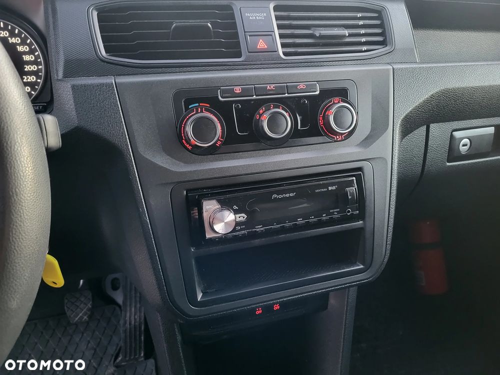 Volkswagen Caddy - 16