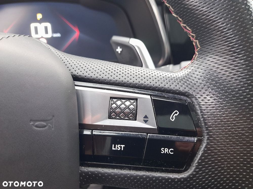 DS Automobiles DS 7 Crossback 1.6 PureTech GPF Performance Line + - 16