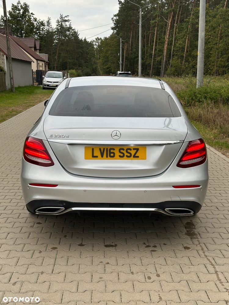 Mercedes-Benz Klasa E - 8