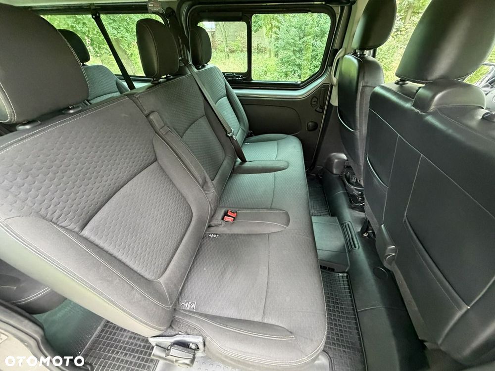 Opel Vivaro - 27