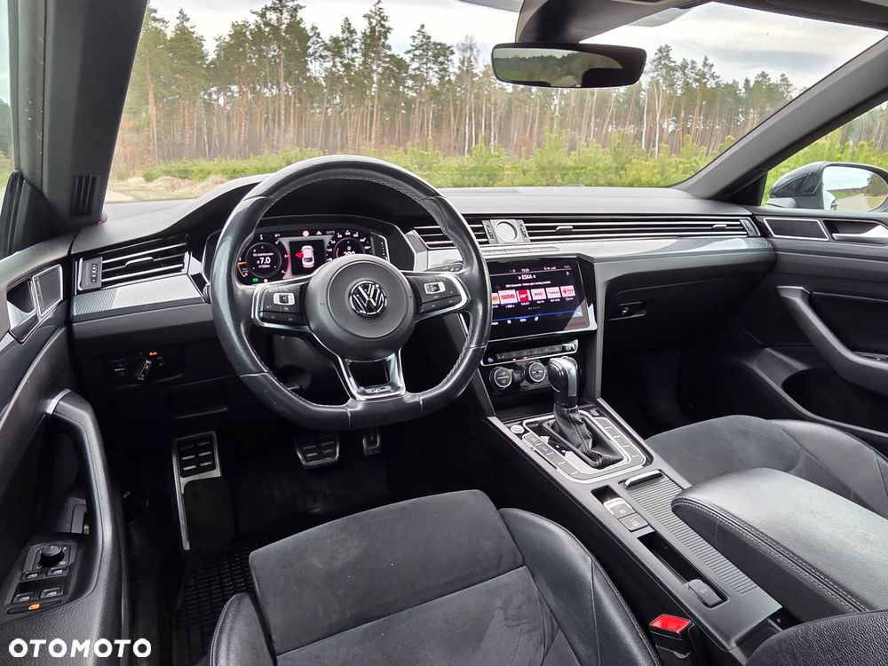 Volkswagen Arteon 2.0 TDI SCR R-Line DSG - 9