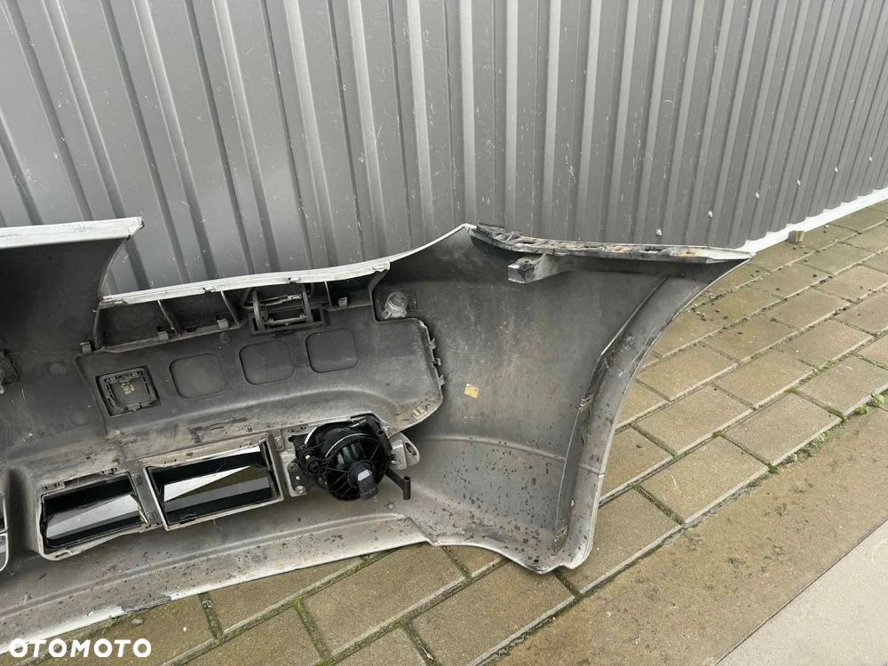 BMW 5 E60 E61 Zderzak Przód Przedni Kompletny 4xPDC Spryskiwacze Halogeny 354 - 7