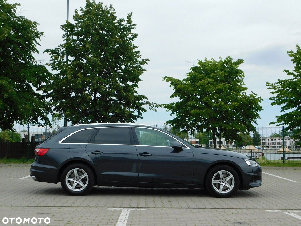 Audi A4 - 4