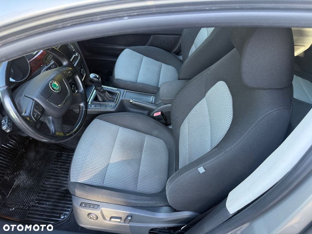Skoda Superb 1.4 TSI Exclusive - 14