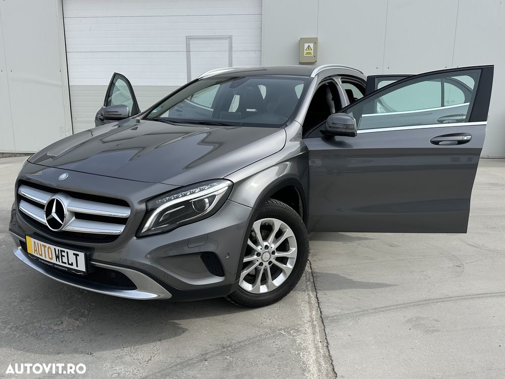 Mercedes-Benz GLA 200 7G-DCT - 9