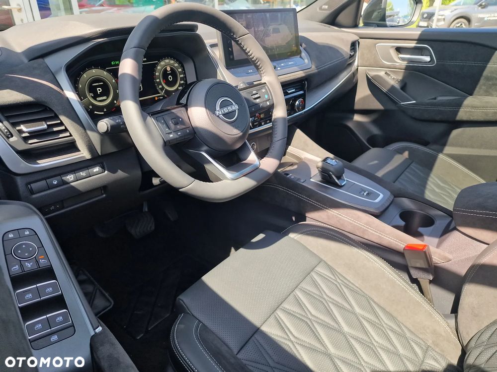 Nissan Qashqai ver-1-3-dig--t-mhev-teknaplus-xtronic - 6