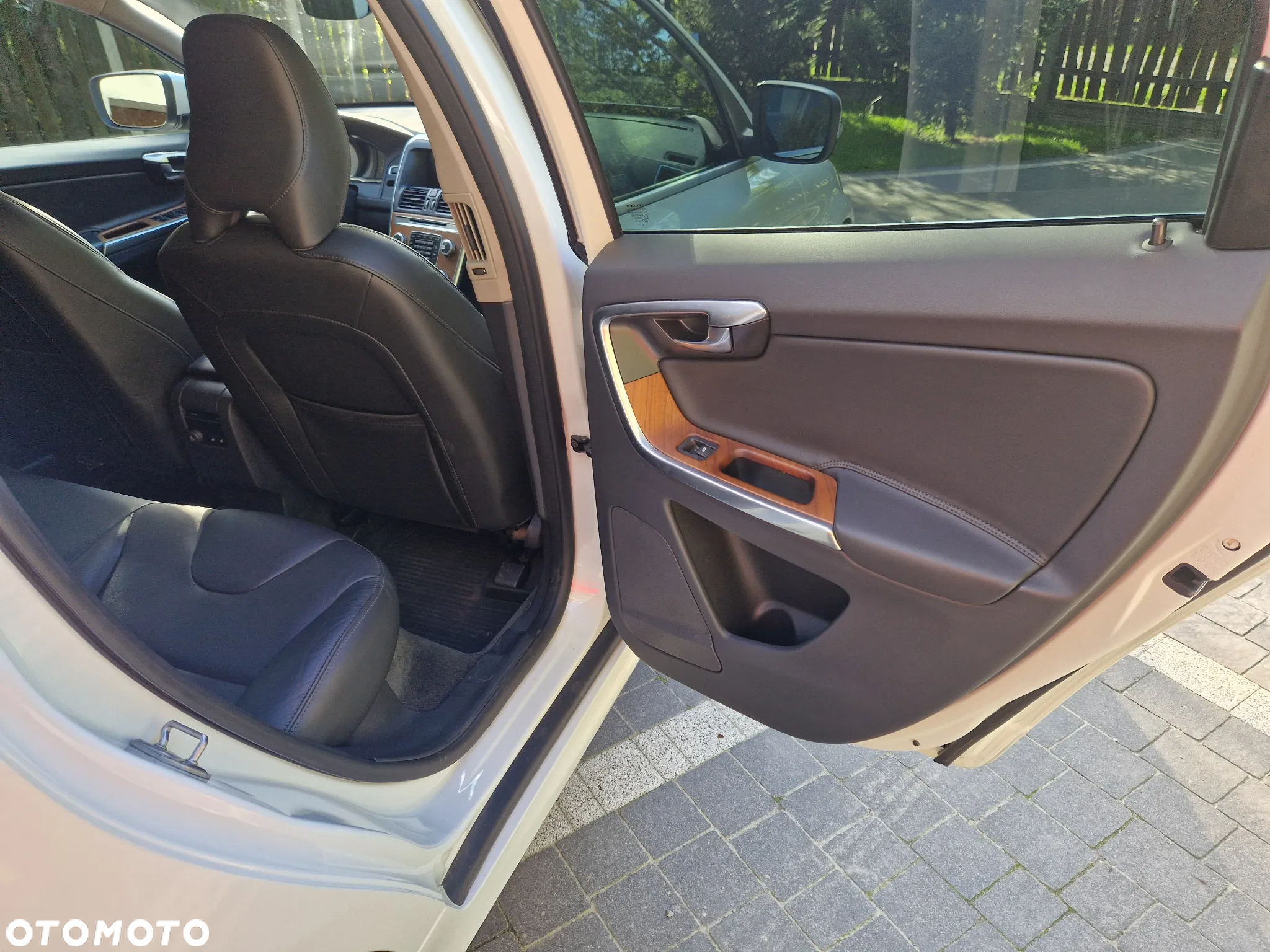 Volvo XC 60 T6 AWD Drive-E Summum - 21