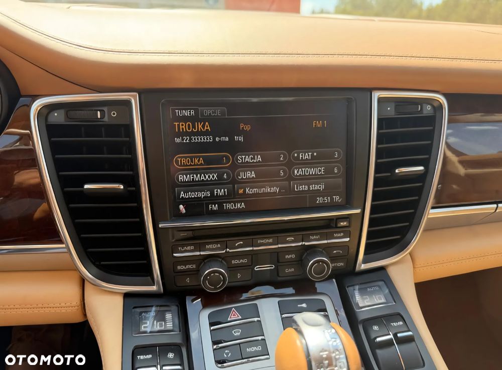 Porsche Panamera Turbo PDK - 5