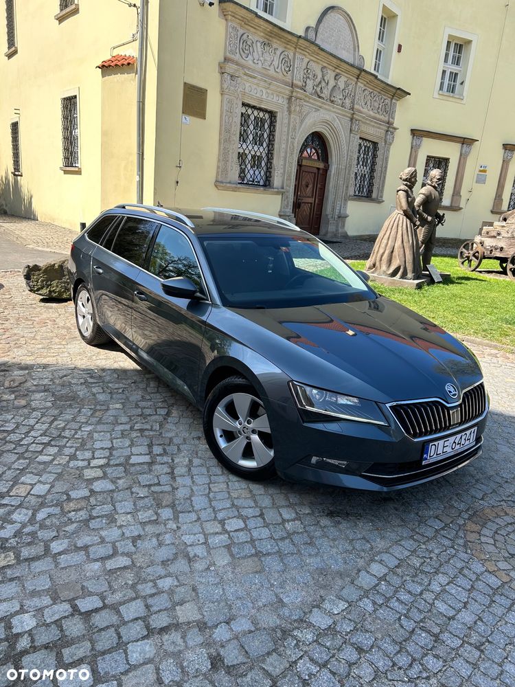 Skoda Superb 1.6 TDI Style - 10