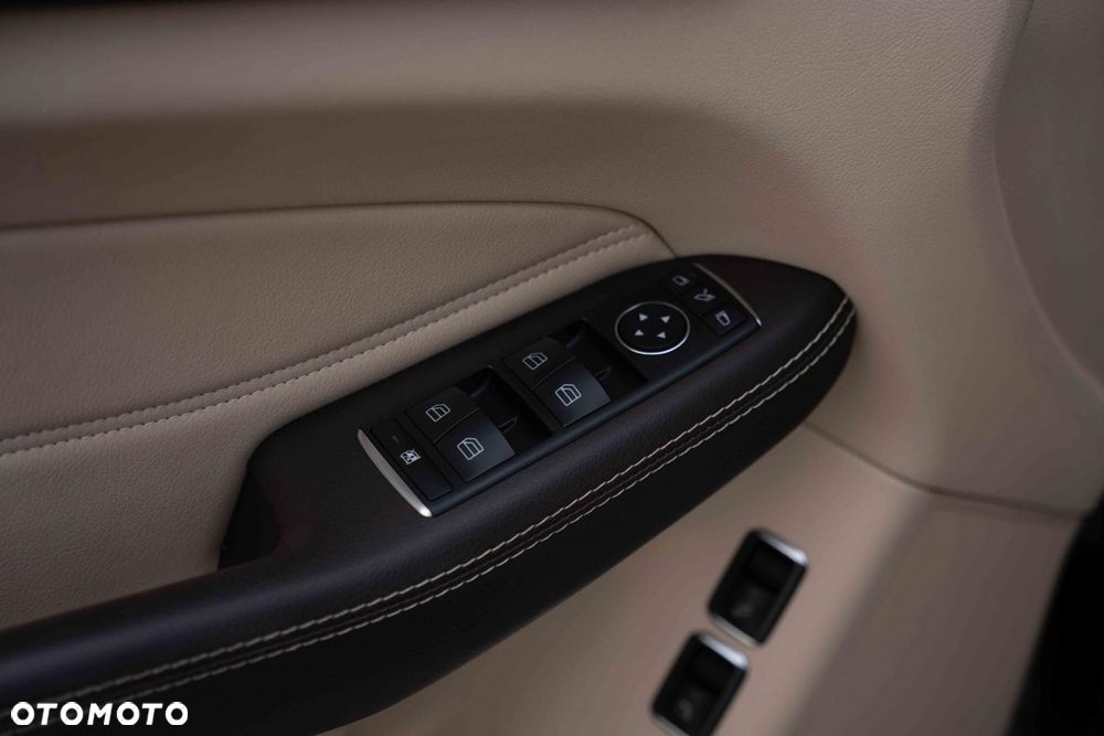 Mercedes-Benz GLS - 20