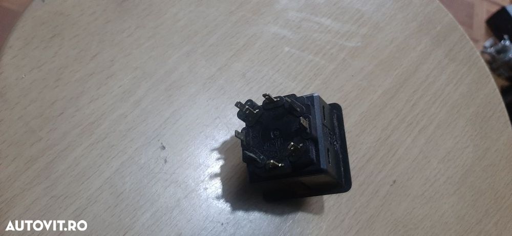 Buton/comutator 24V reglare oglinzi autocar - 3