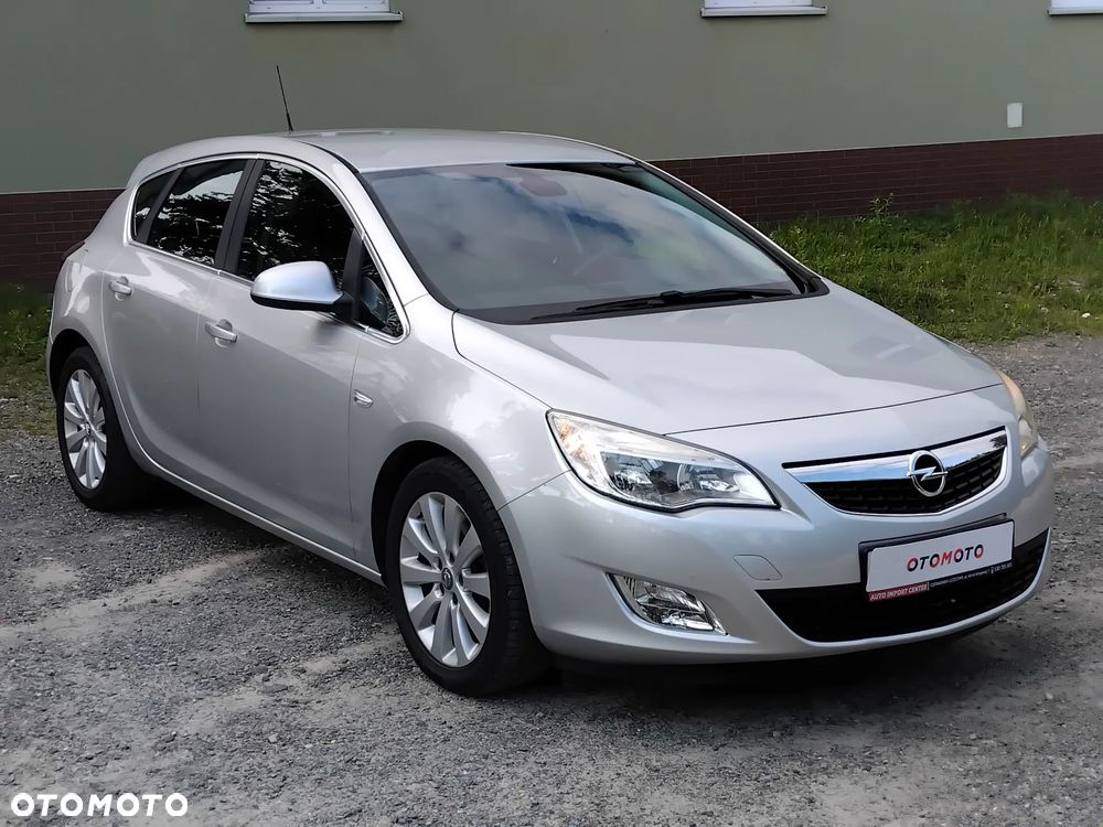 Opel Astra 2.0 CDTI DPF Automatik Cosmo - 14