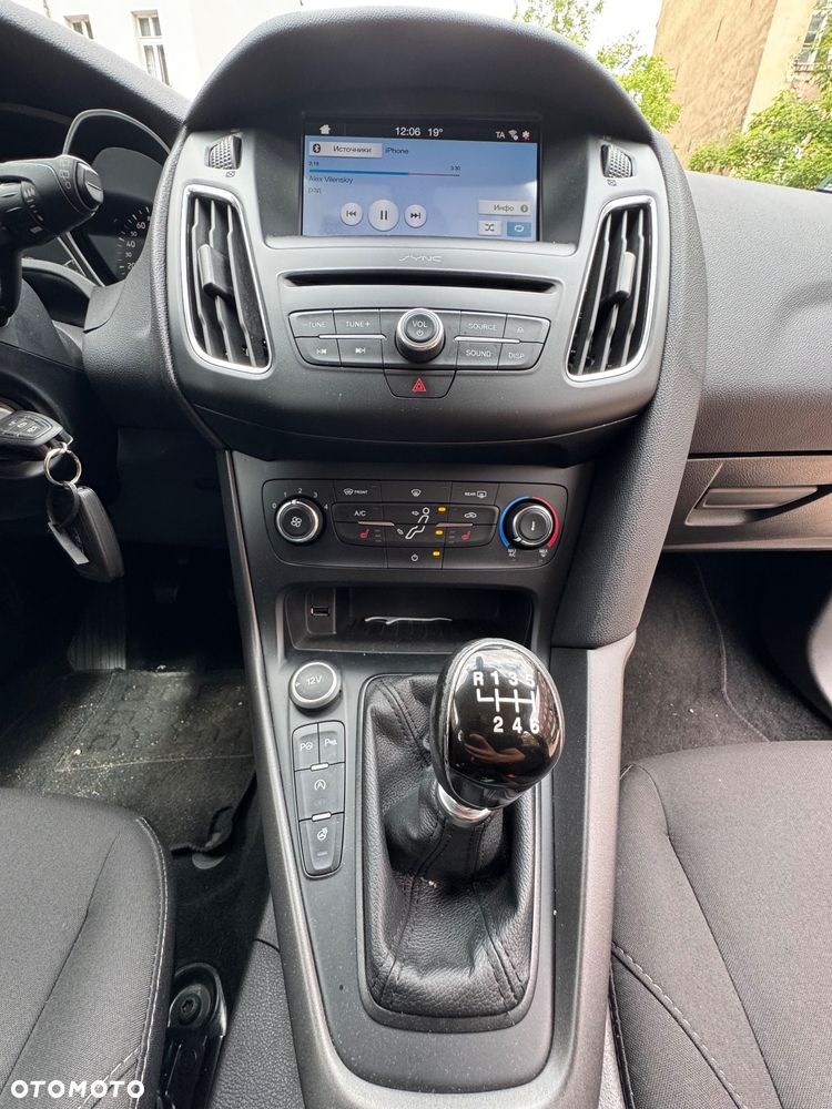 Ford Focus 1.0 EcoBoost Active - 8