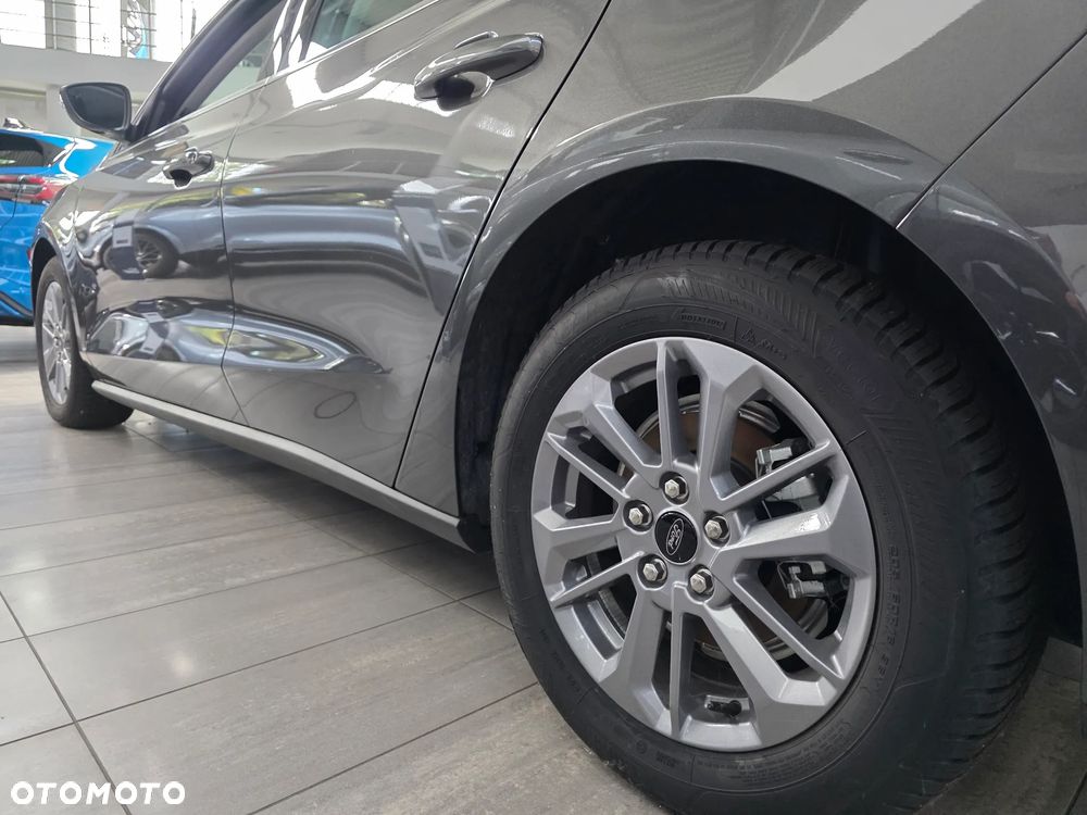 Ford Focus 1.0 EcoBoost mHEV Titanium - 5