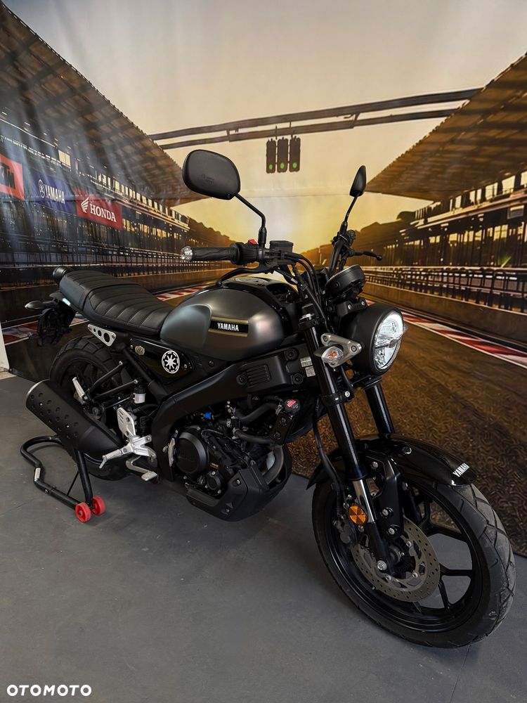 Yamaha XSR - 1