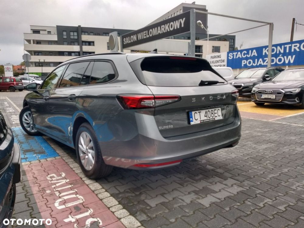 Skoda Superb 1.5 TSI mHEV DSG Essence - 5
