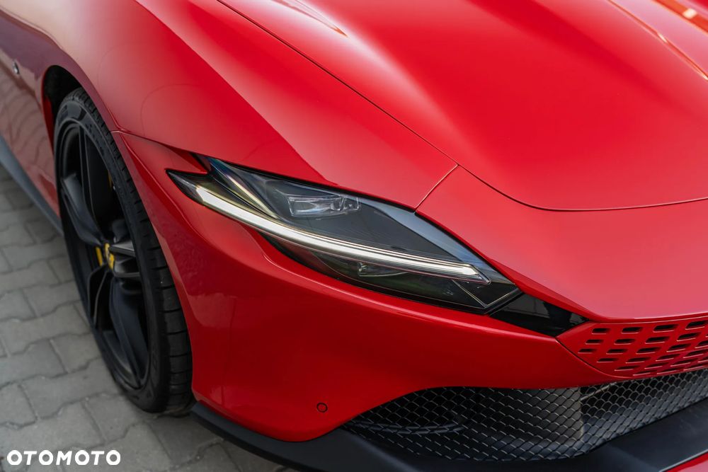 Ferrari Roma - 10