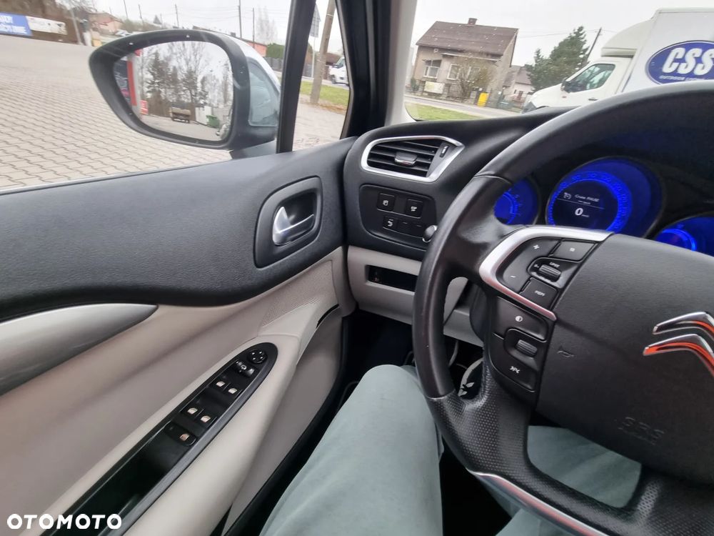 Citroën C4 1.6 VTi Exclusive - 37
