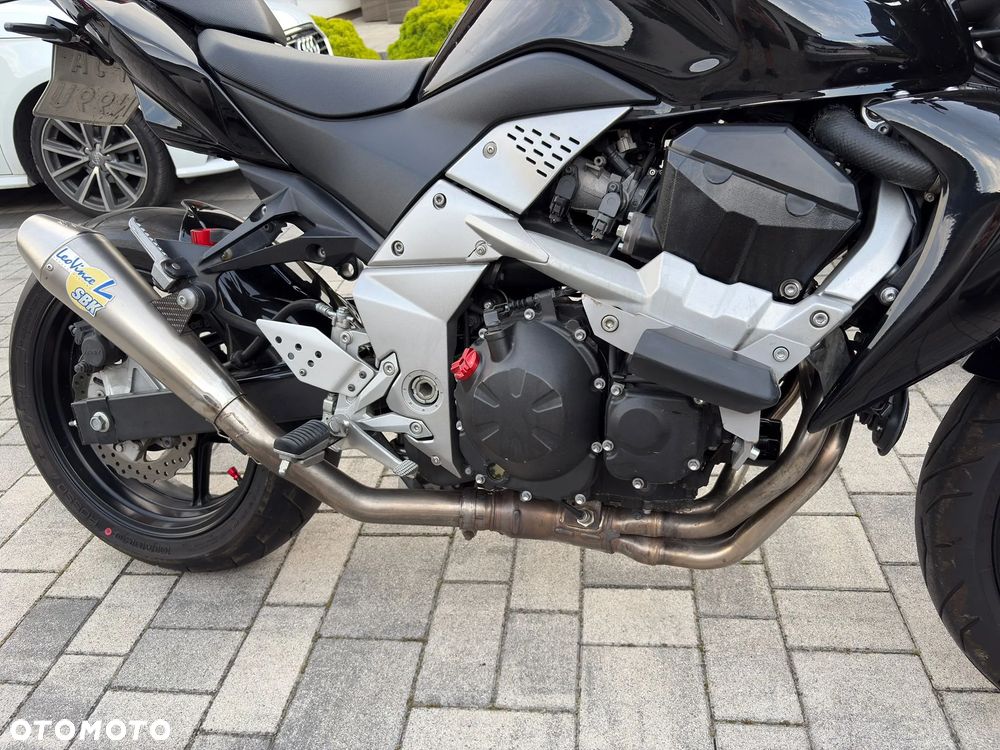 Kawasaki ZR - 6