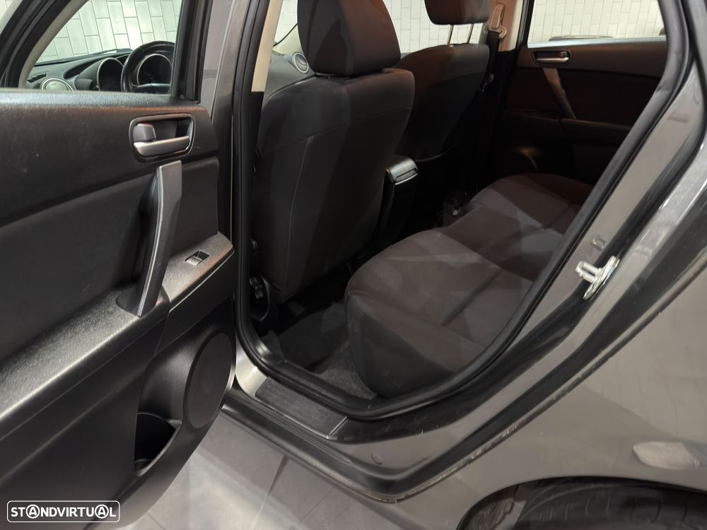 Mazda 3 Hatchback MZ-CD 1.6 Comfort - 10